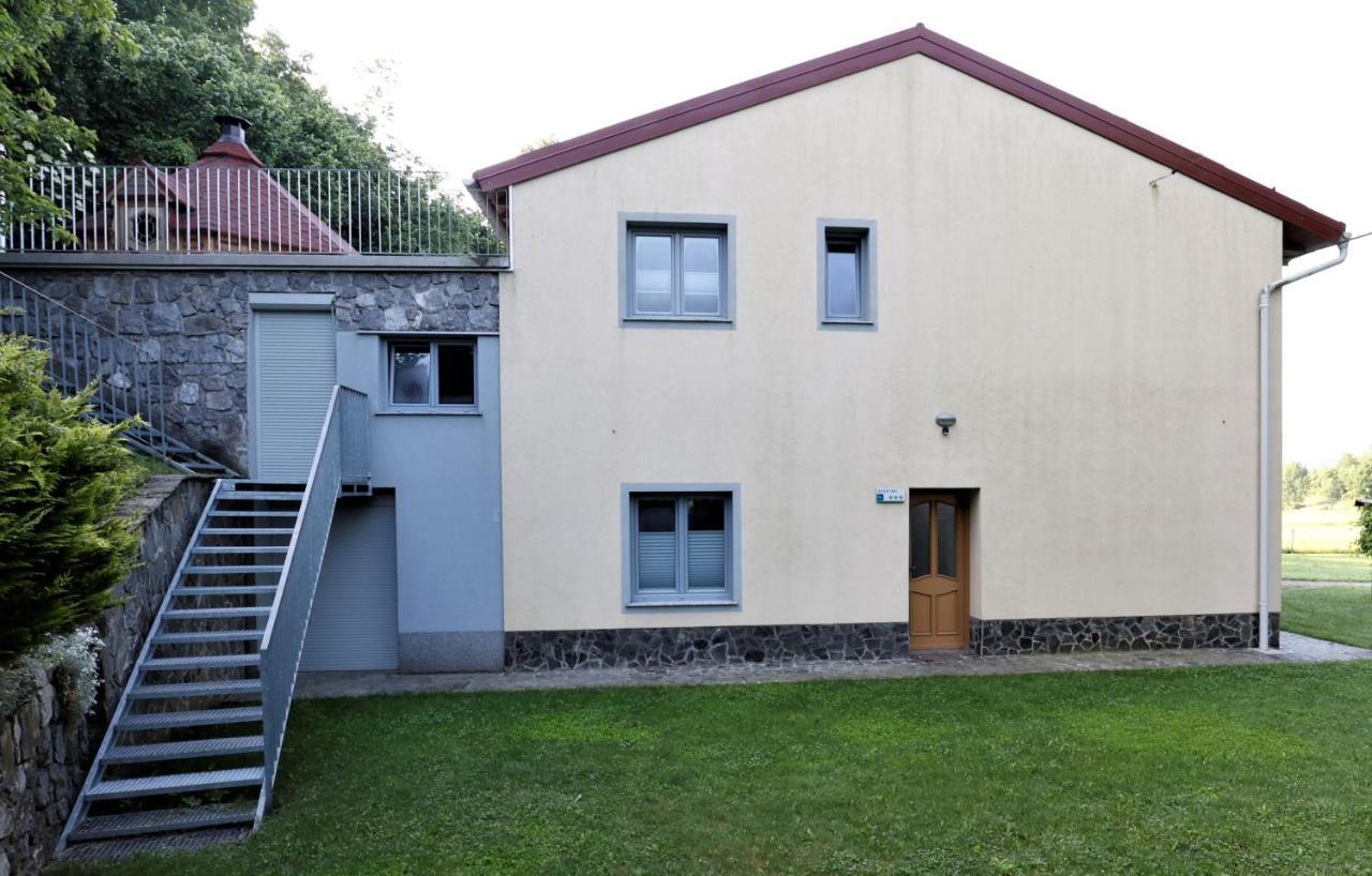 Guesthouse Idila Pod Nanosom Senozece Εξωτερικό φωτογραφία