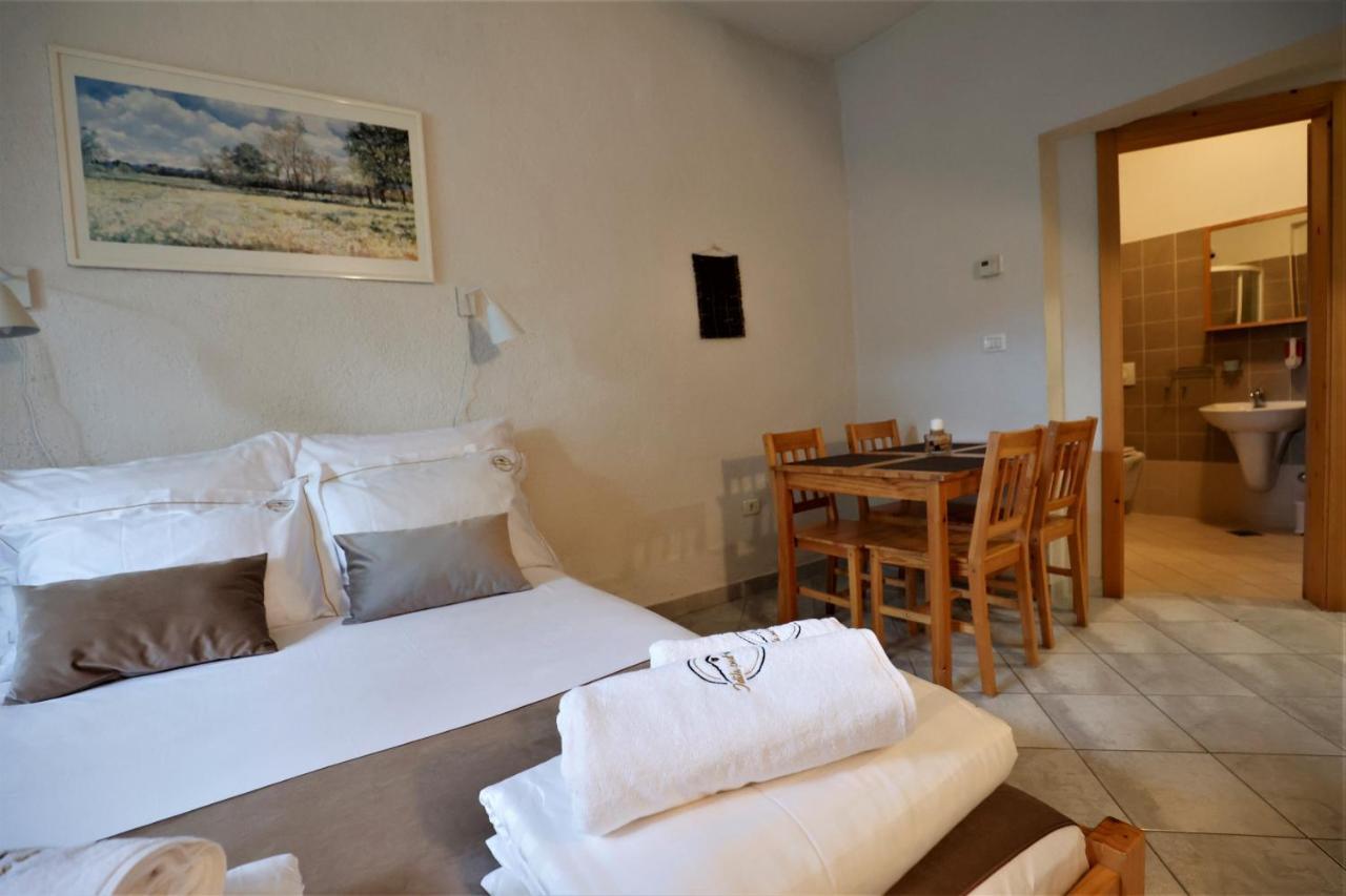 Guesthouse Idila Pod Nanosom Senozece Εξωτερικό φωτογραφία