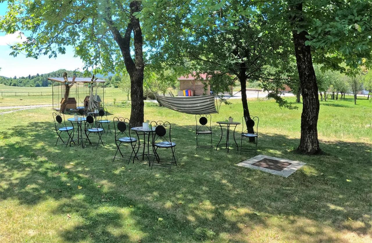 Guesthouse Idila Pod Nanosom Senozece Εξωτερικό φωτογραφία