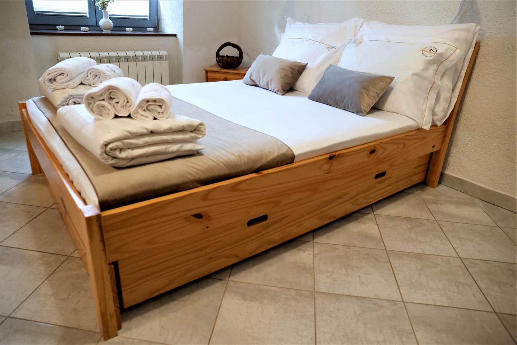 Guesthouse Idila Pod Nanosom Senozece Εξωτερικό φωτογραφία