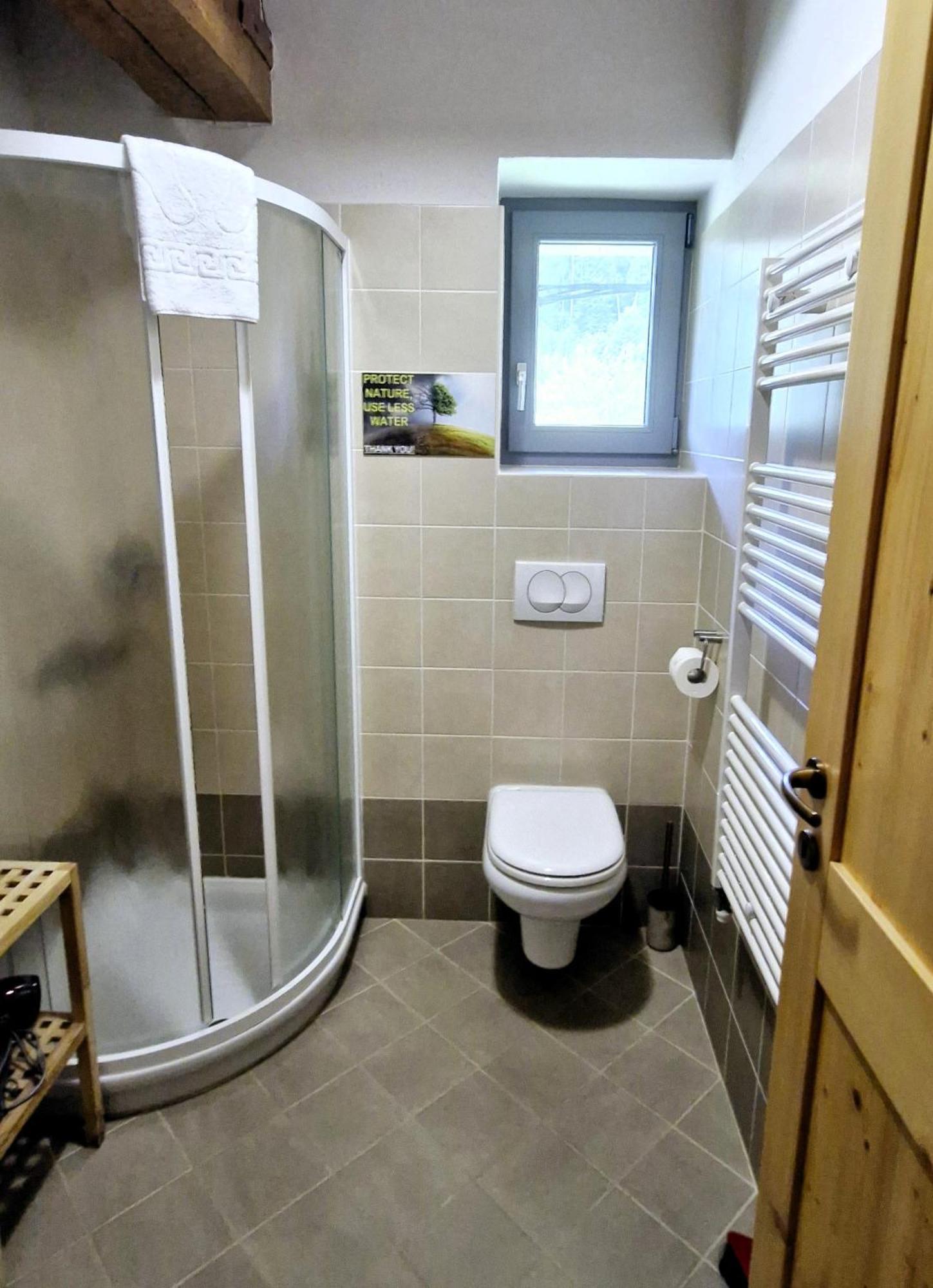 Guesthouse Idila Pod Nanosom Senozece Εξωτερικό φωτογραφία