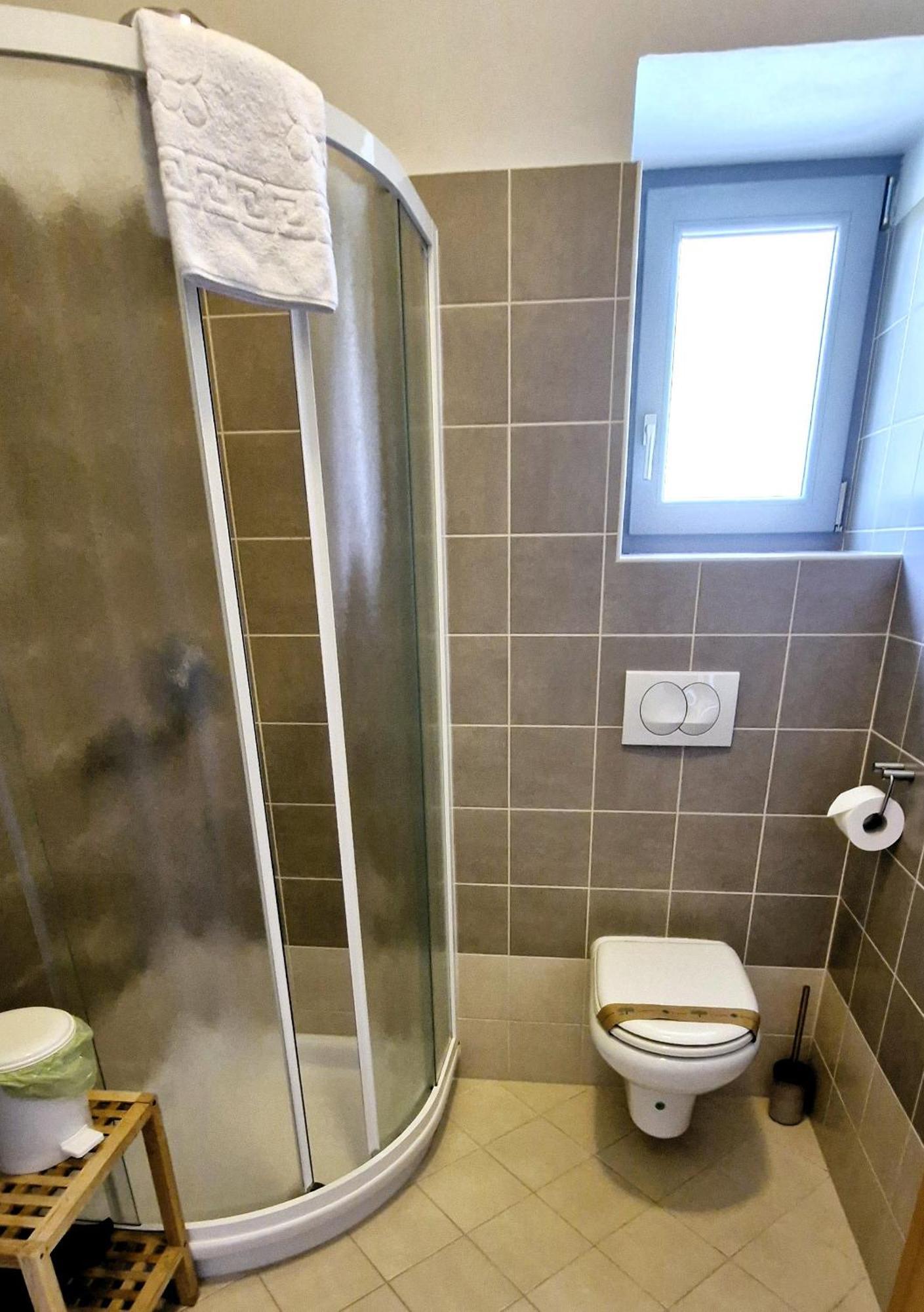 Guesthouse Idila Pod Nanosom Senozece Εξωτερικό φωτογραφία