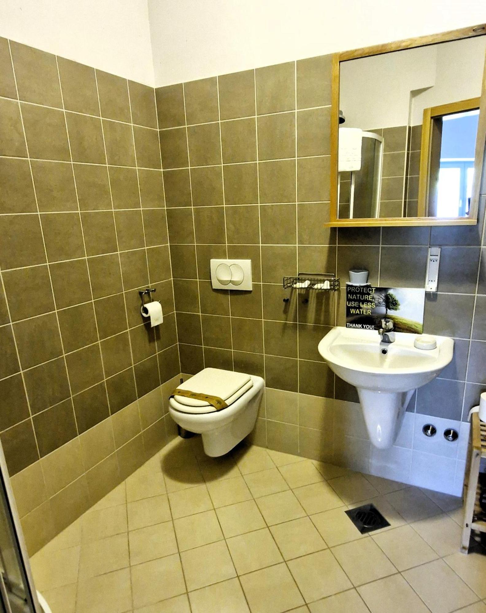 Guesthouse Idila Pod Nanosom Senozece Εξωτερικό φωτογραφία
