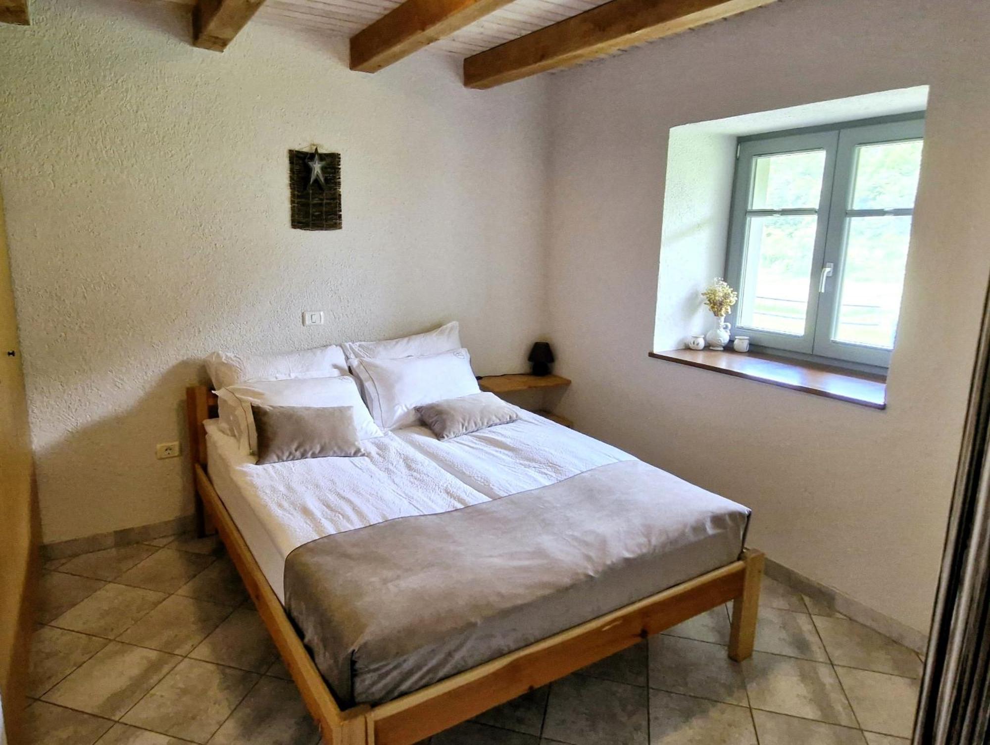 Guesthouse Idila Pod Nanosom Senozece Εξωτερικό φωτογραφία