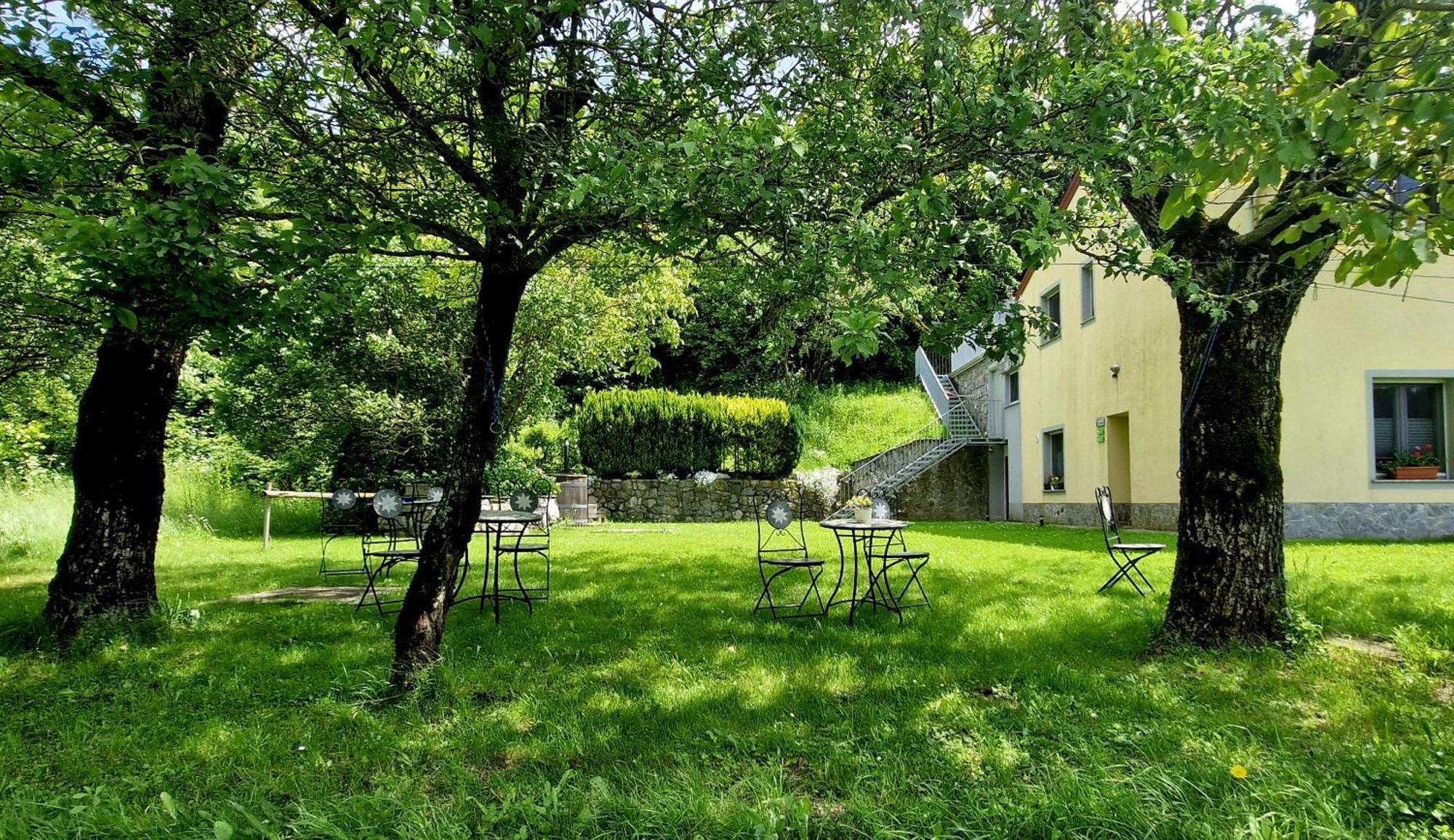 Guesthouse Idila Pod Nanosom Senozece Εξωτερικό φωτογραφία